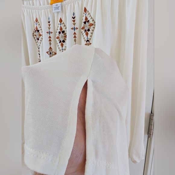 Ruby Rd. Cream Blouse with Geometric Embroidery - Picture 8 of 8